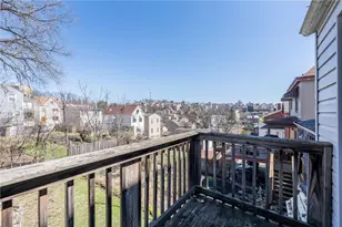 233 Smith Wy, Pittsburgh, PA 15211 - Photo 11
