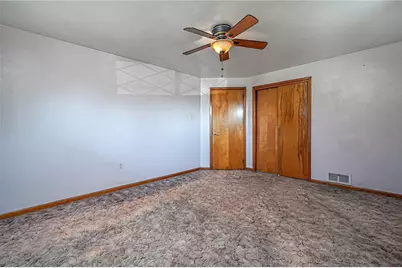 421 Wyndhurst Dr, Moon/Crescent Twp, PA 15108 - Photo 19