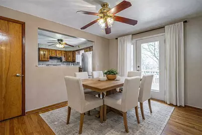 421 Wyndhurst Dr, Moon/Crescent Twp, PA 15108 - Photo 9