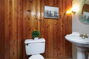 421 Wyndhurst Dr, Moon/Crescent Twp, PA 15108 - Photo 29