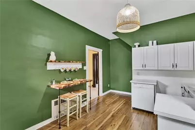 988 Greenfield Ave, Pittsburgh, PA 15217 - Photo 9