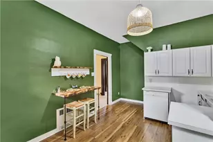 988 Greenfield Ave, Pittsburgh, PA 15217 - Photo 9