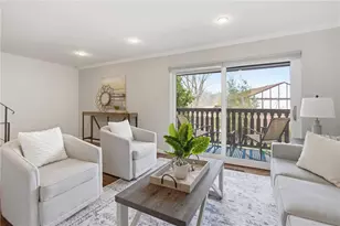 211 Thornberry Dr, Ross Twp, PA 15237 - Photo 7