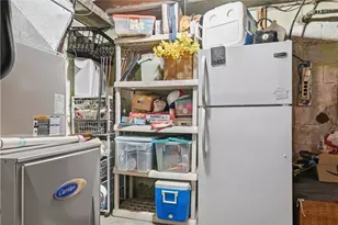 12 Hawthorne Rd, Pittsburgh, PA 15221 - Photo 19