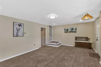 1920 Middle St, Pittsburgh, PA 15215 - Photo 3