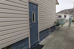 2525 7th Ave, Beaver Falls, PA 15010 - Photo 25