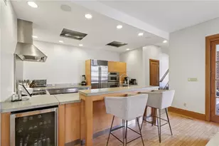 1063 Parkview Blvd, Pittsburgh, PA 15217 - Photo 9