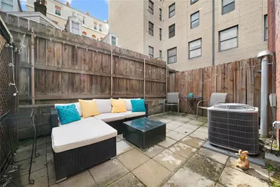 2120 Sidney St, Pittsburgh, PA 15203 - Photo 27