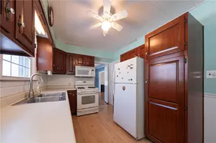 160 Maus Dr, North Huntingdon, PA 15642 - Photo 9