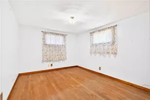 434 Elmhurst Dr, Rostraver, PA 15012 - Photo 19