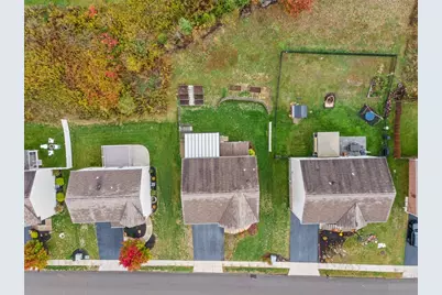 424 Patriot Dr, Collier Township, PA 15106 - Photo 11