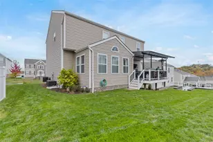 424 Patriot Dr, Collier Township, PA 15106 - Photo 3