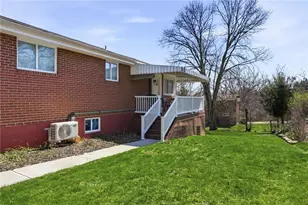 214 Governor Dr, Pittsburgh, PA 15101 - Photo 33