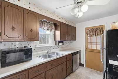 3904 Greensburg Pike, Pittsburgh, PA 15221 - Photo 13