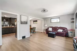 115 Rene Dr, Glenshaw, PA 15116 - Photo 5