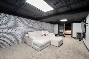 115 Rene Dr, Glenshaw, PA 15116 - Photo 17