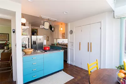 6673 Kinsman Rd, Pittsburgh, PA 15217 - Photo 13