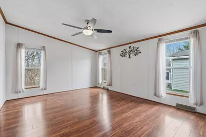 20 W Rock Lake Ct, Jackson Township, PA 16063 - Photo 13