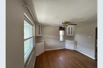 1235 Clifton Road, Bethel Park, PA 15102 - Photo 5