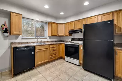 1209 Airedale Dr, Bethel Park, PA 15102 - Photo 13