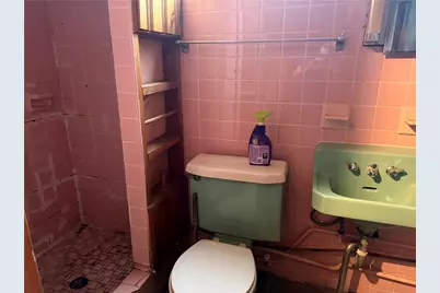 1209 Airedale Dr, Bethel Park, PA 15102 - Photo 25