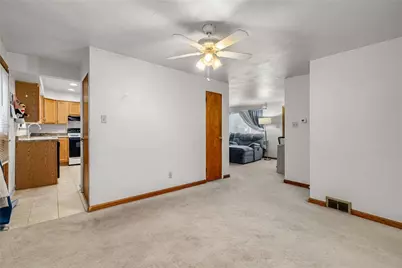 1209 Airedale Dr, Bethel Park, PA 15102 - Photo 11