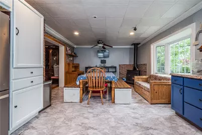 556 Highview Rd, Baldwin Twp, PA 15234 - Photo 17