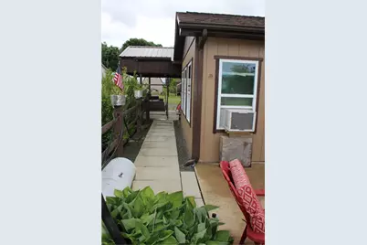 204 Cambria Ave, Avonmore, PA 15618 - Photo 5