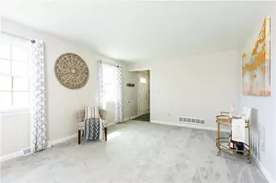 3049 Seminole Ct, Hampton, PA 15044 - Photo 9