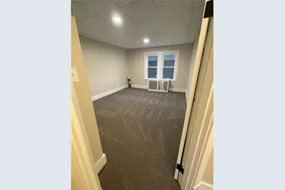 863 5th Ave #Fl 2, Coraopolis, PA 15108 - Photo 17