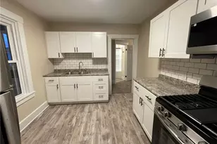 863 5th Ave, Coraopolis, PA 15108 - Photo 3