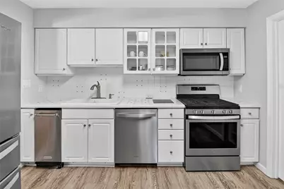 707 Wilshire Cir, Seven Fields Boro, PA 16046 - Photo 13