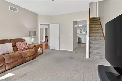 707 Wilshire Cir, Seven Fields Boro, PA 16046 - Photo 17