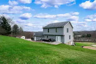 229 Millenium Dr, Rayburn Township, PA 16201 - Photo 17