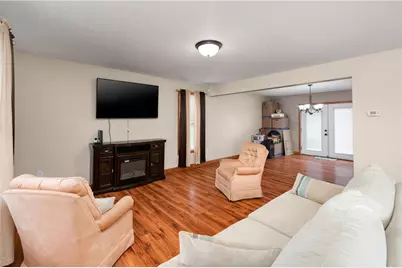 229 Millenium Dr, Rayburn Township, PA 16201 - Photo 3