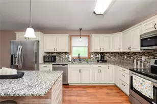 229 Millenium Dr, Rayburn Township, PA 16201 - Photo 7