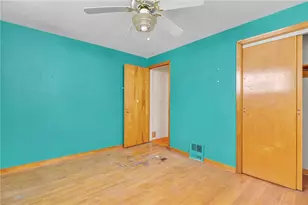 2919 Pioneer Ave, Pittsburgh, PA 15226 - Photo 17