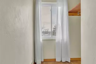 2919 Pioneer Ave, Pittsburgh, PA 15226 - Photo 13