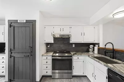 1240 Meadowbrook Drive, North Strabane, PA 15317 - Photo 5