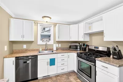 554 N Elm, Butler, PA 16001 - Photo 9