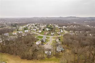 409 Snowberry Ln, Cranberry Township, PA 16066 - Photo 37