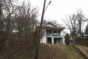 715 Greensburg Pike, North Versailles, PA 15137 - Photo 3