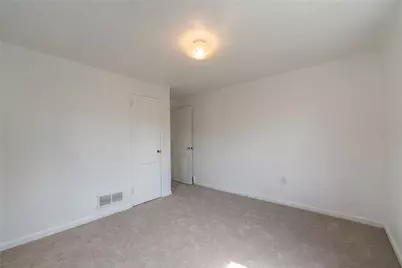 217 Wiltshire Ave, Butler, PA 16001 - Photo 11