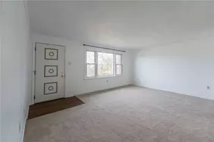 217 Wiltshire Ave, Butler, PA 16001 - Photo 7