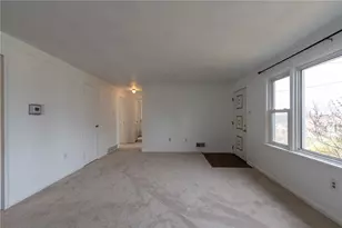 217 Wiltshire Ave, Butler, PA 16001 - Photo 9