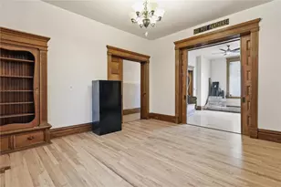 1713 Sarah St, Pittsburgh, PA 15203 - Photo 9