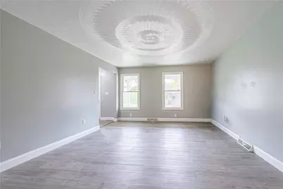 206 Hague Ln, South Union Township, PA 15401 - Photo 9