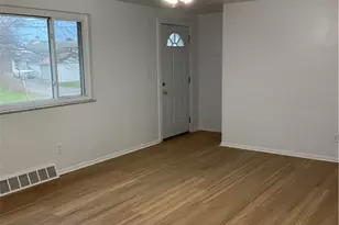 214 Erwin Pl, McKees Rocks, PA 15136 - Photo 3