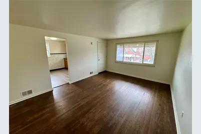 418 Baker Ave, Clairton, PA 15025 - Photo 5