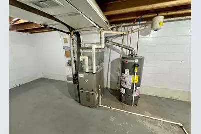 418 Baker Ave, Clairton, PA 15025 - Photo 15